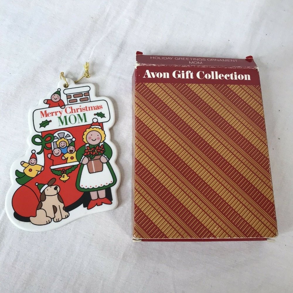 Avon Merry Christmas Mom Holiday Greeting Ornament